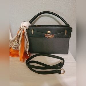 Hermes Style Purse With Scarf